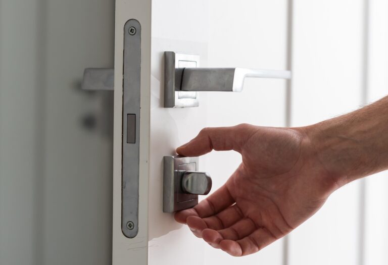 Låsesystem til bolig – Den komplette guide til tryghed og kontrol